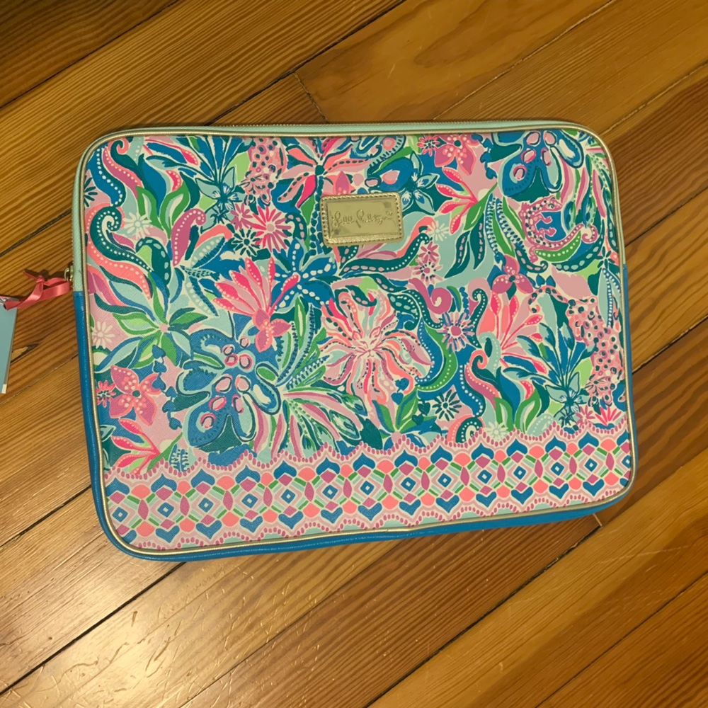 NWT Lilly Pulitzer Laptop Case
